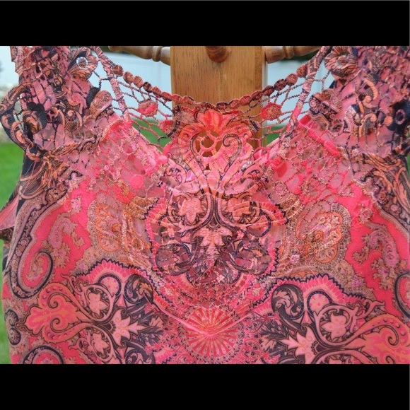 Patterned Tank- Final Price 🎊 - Picture 3 of 6